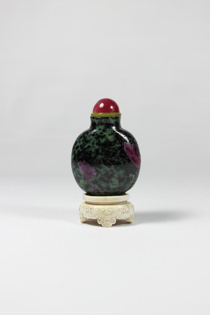 Chinese Snuff Bottle